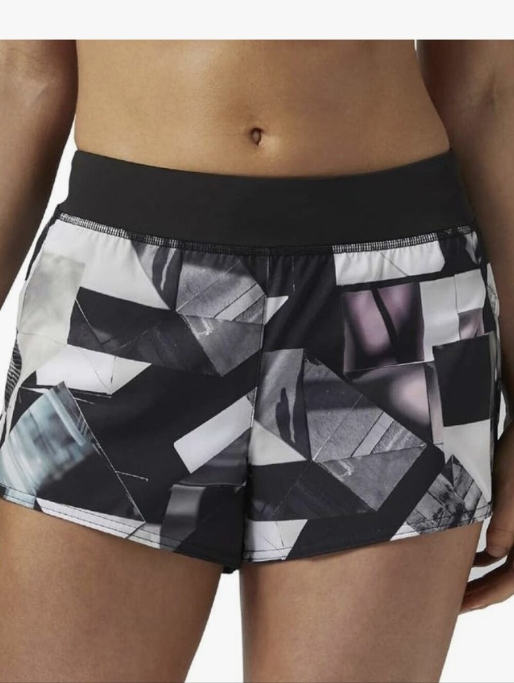 Reebok Women's Origami Print Shorts Size Small